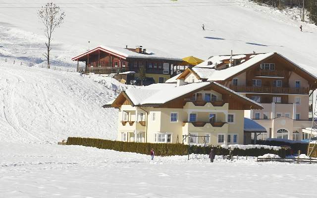 Apartments right by the lift in Flachau