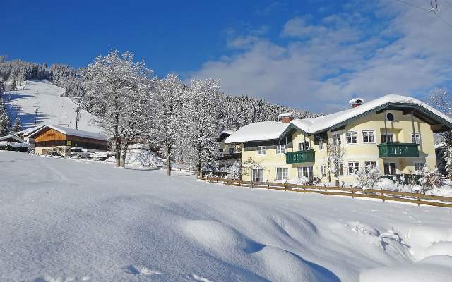 Skiurlaub direkt an der Skipiste in Flachau