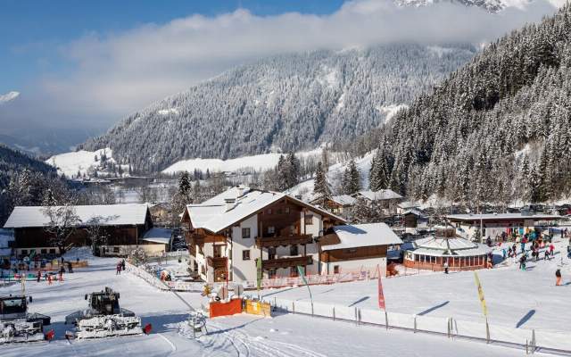 Winter vacation at Landhaus Zaglau - directly at the Werfenweng valley station