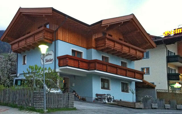 Guesthouse Sieder is located directly at the valley station to the Reiteralm