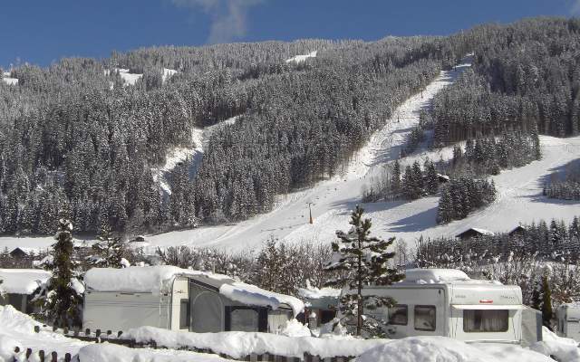 Winter camping for cross-country skiing and downhill skiing in Ski amadé